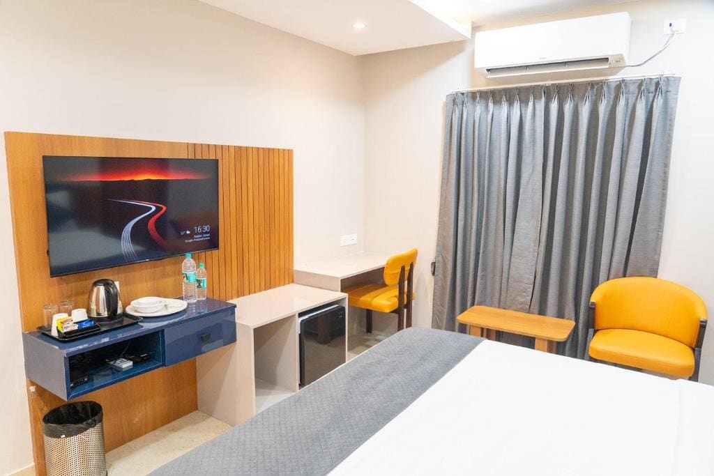 Superior King Room room - Image 3