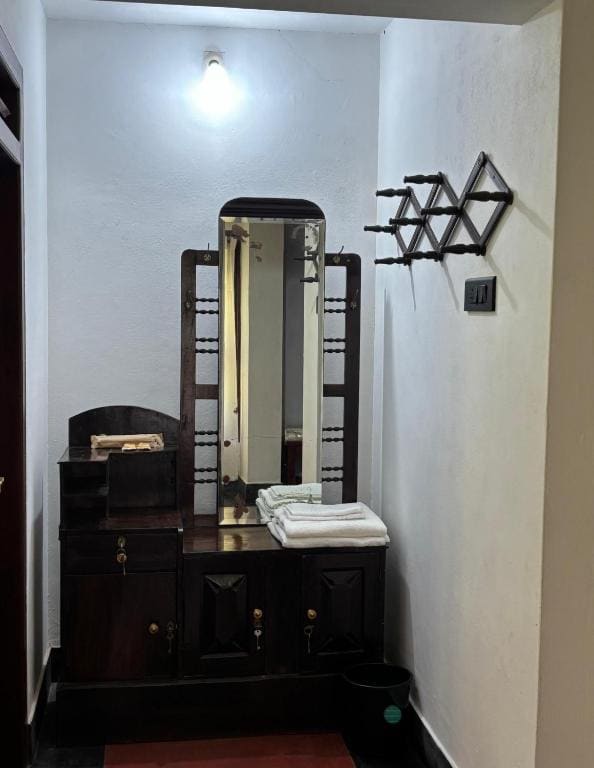 Comfort Triple Room room - Image 3