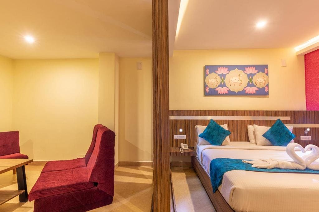 Deluxe Double Room room - Image 2