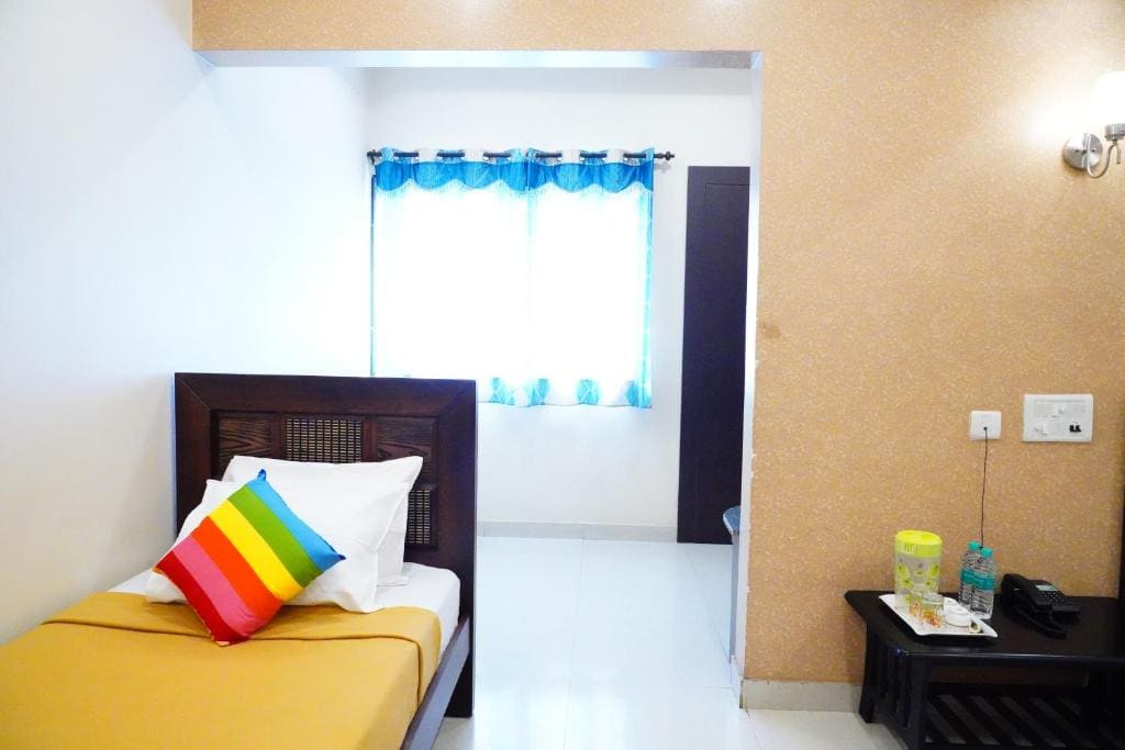 Standard Suite room - Image 3