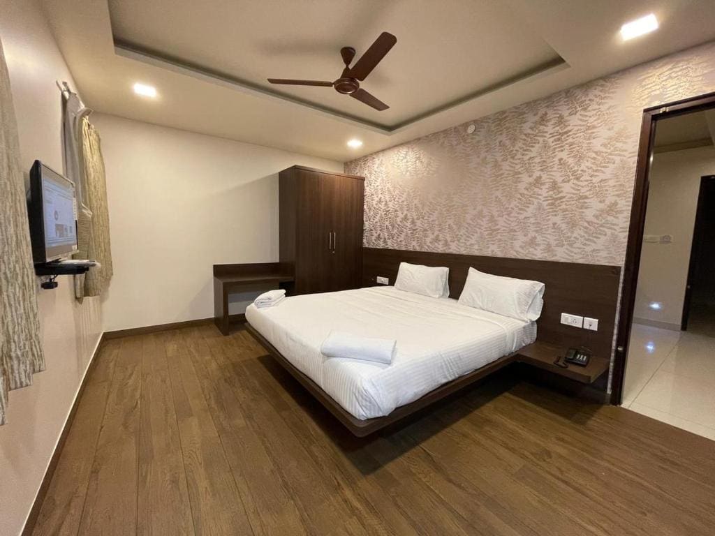 Deluxe Double Room room - Image 2