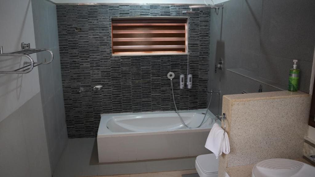 Suite room - Image 3