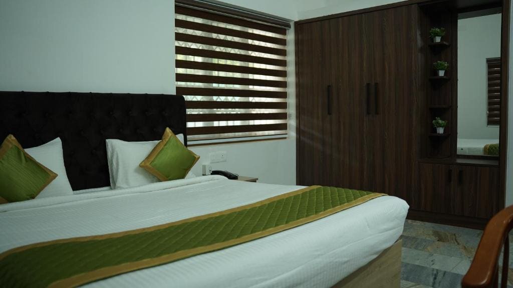 Deluxe Double Room room - Image 3