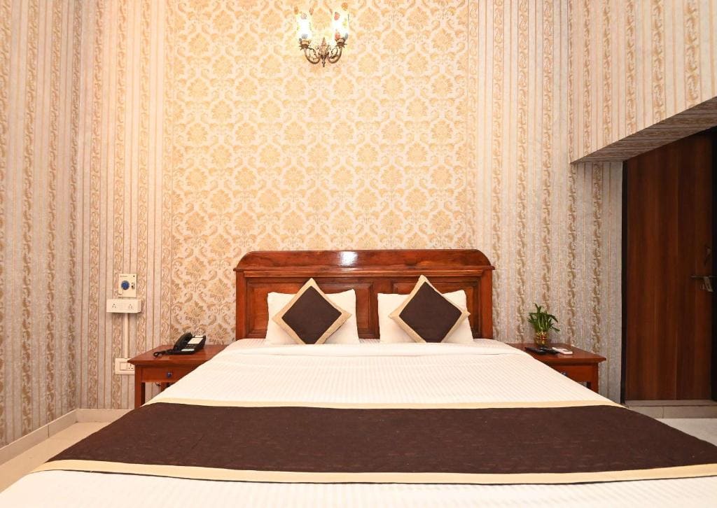 Superior Double Room room - Image 2