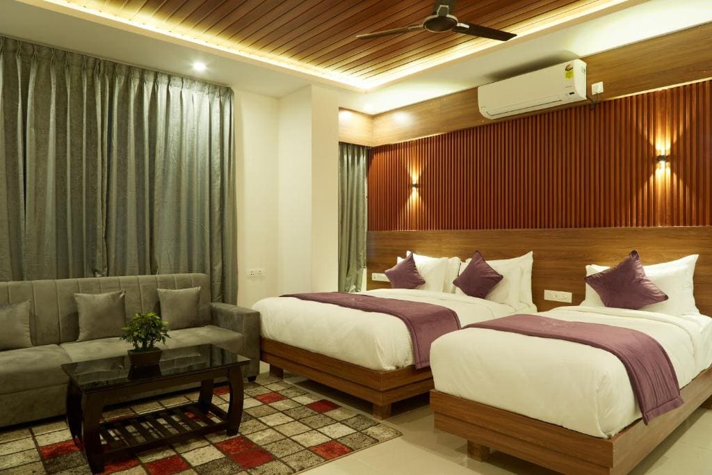 Deluxe Double Room room - Image 2