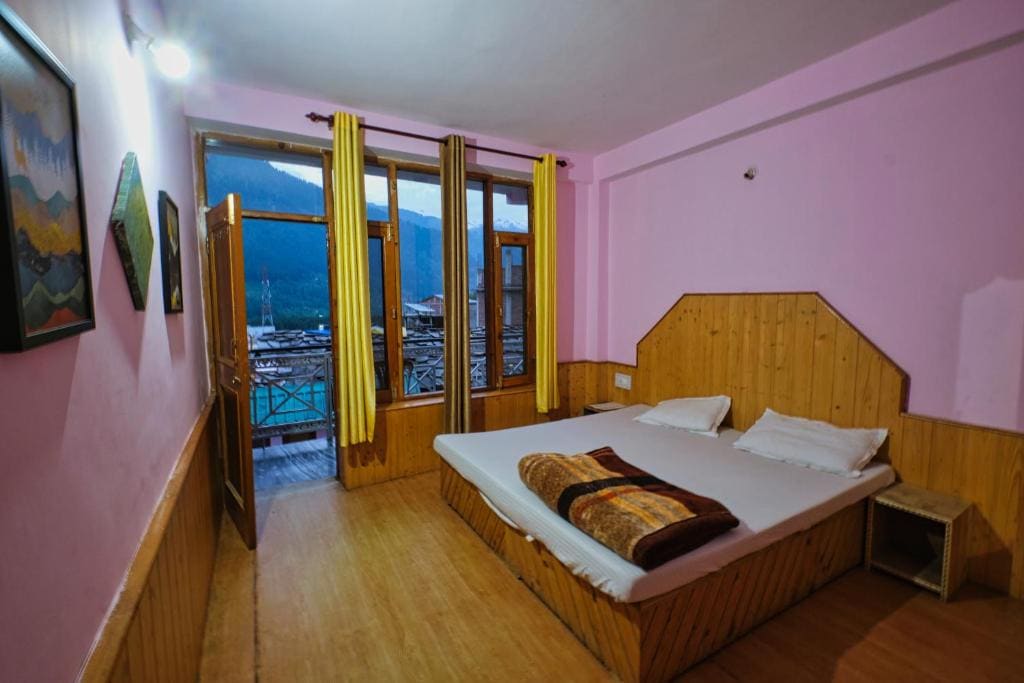 Standard Double Room room - Image 3