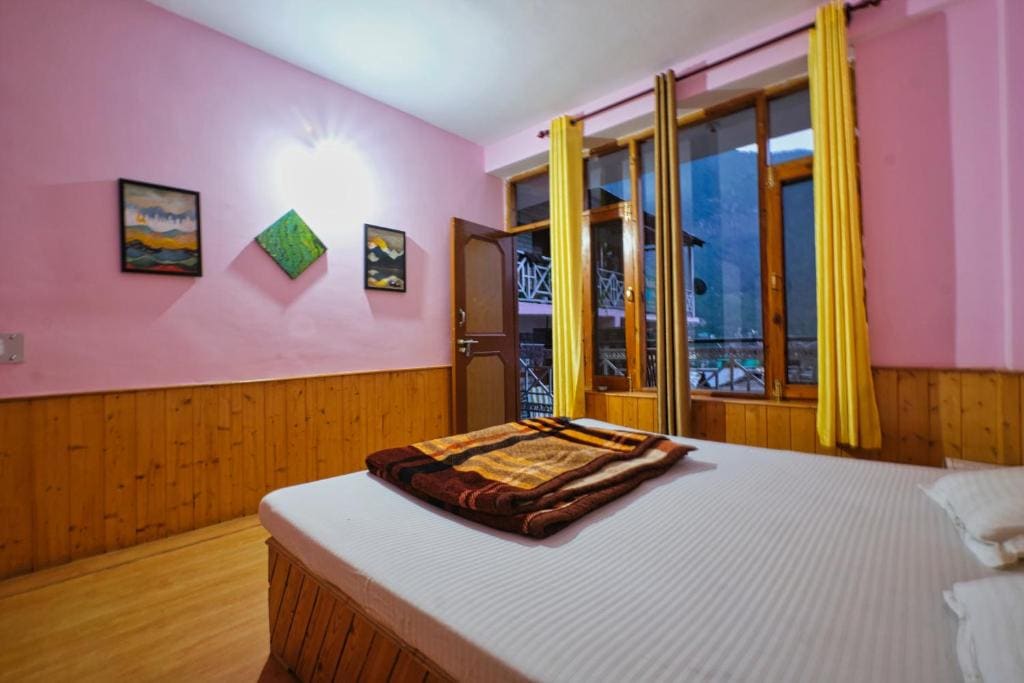 Standard Double Room room - Image 2