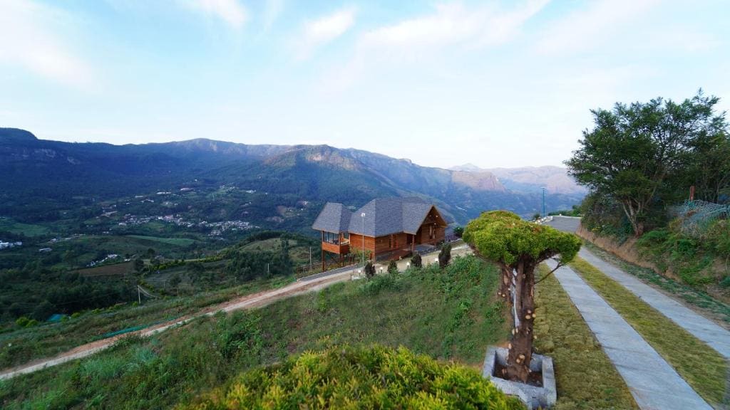 Suite with Mountain View room - Image 1
