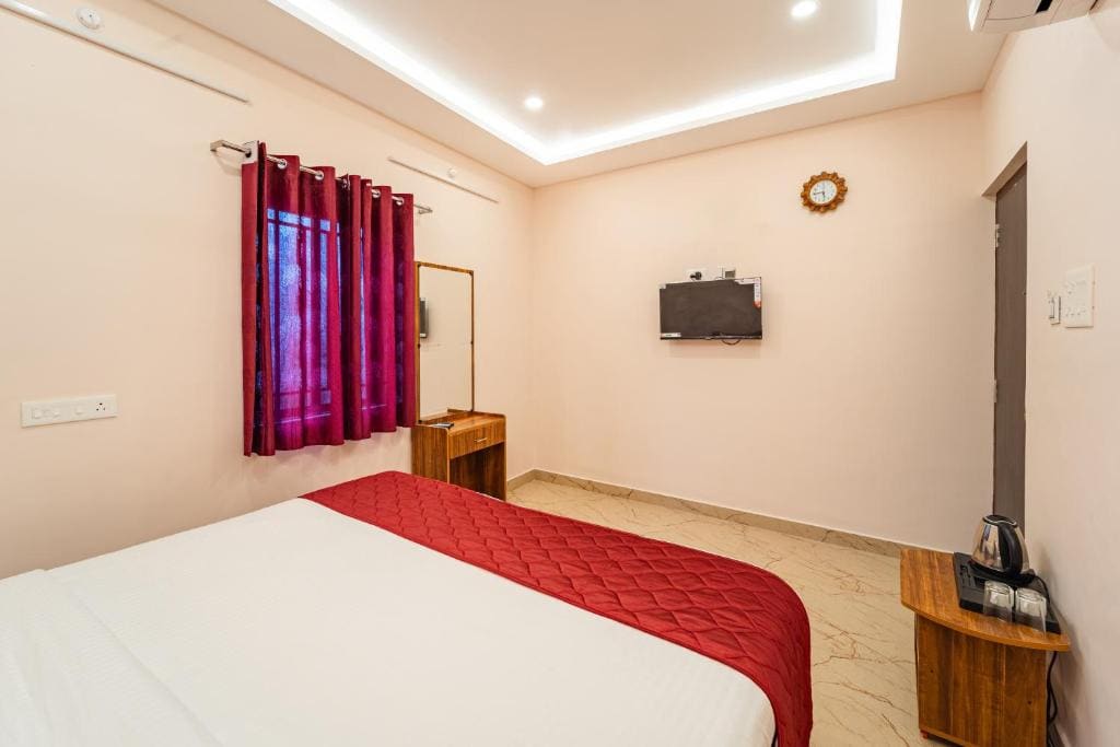 Deluxe Room room - Image 2