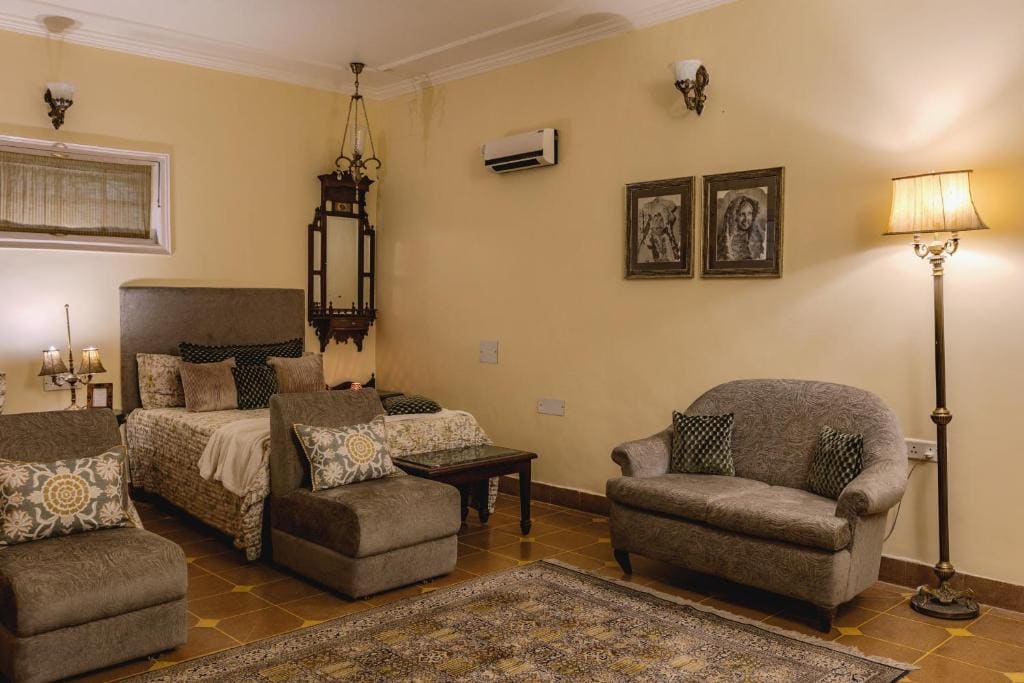 Ratnavali Grand Suite room - Image 3