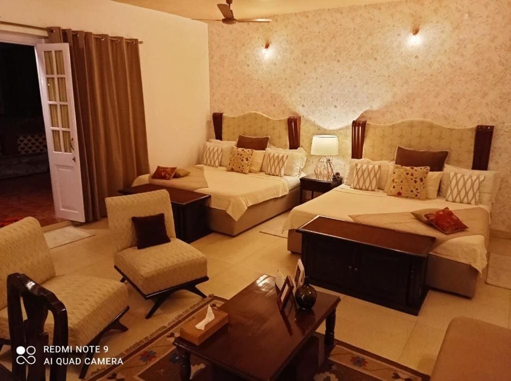 Luxury Room room - Image 3