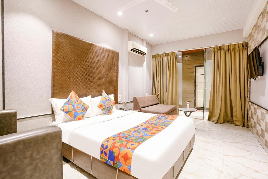 Superior Double Room room - Image 3