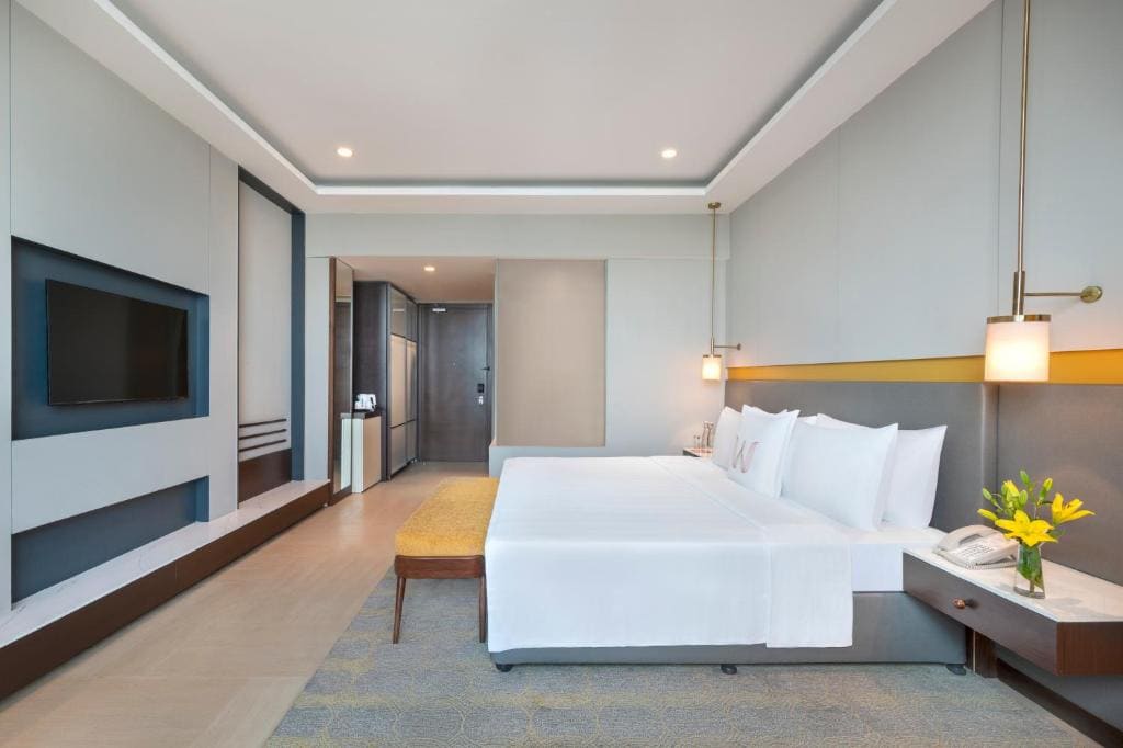 Executive Club Double Room room - Image 2