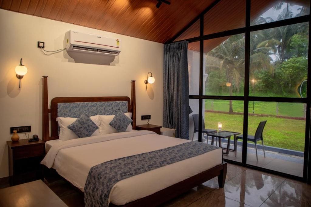 Deluxe Room room - Image 1