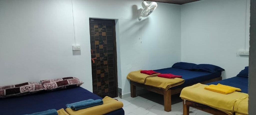 6-Bed Mixed Dormitory Room room - Image 1