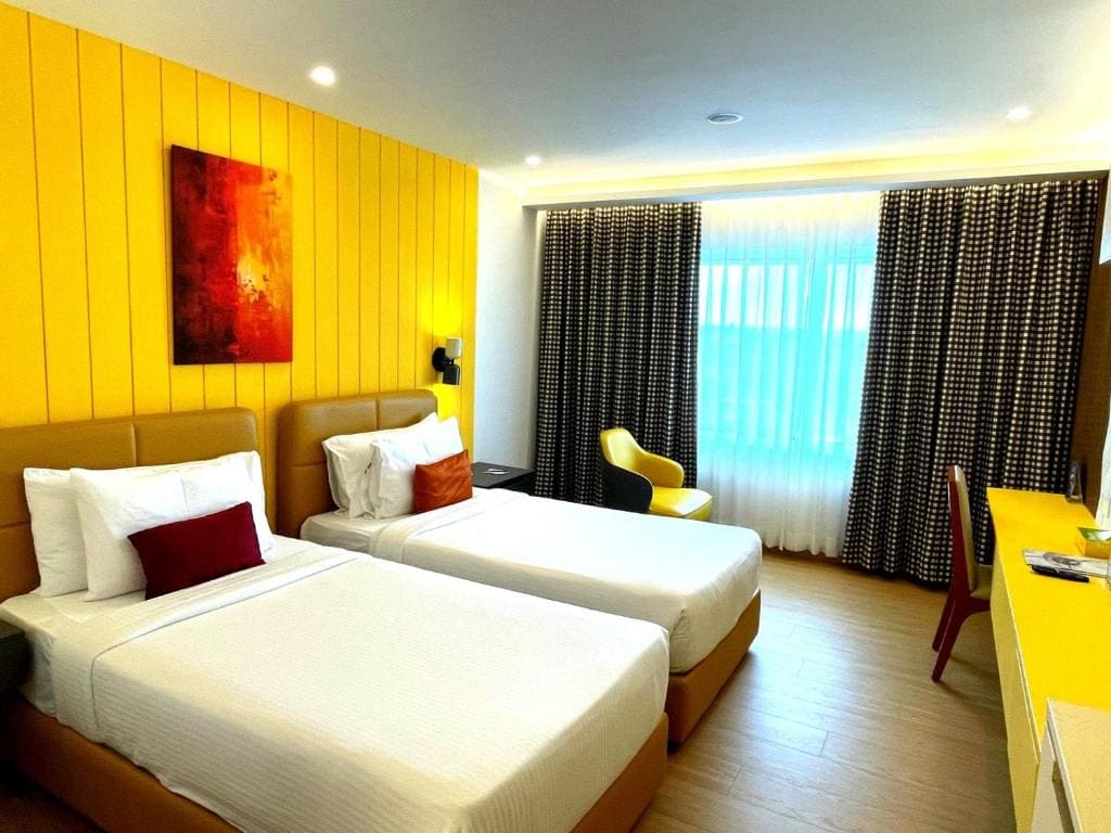 Standard Twin Room room - Image 1