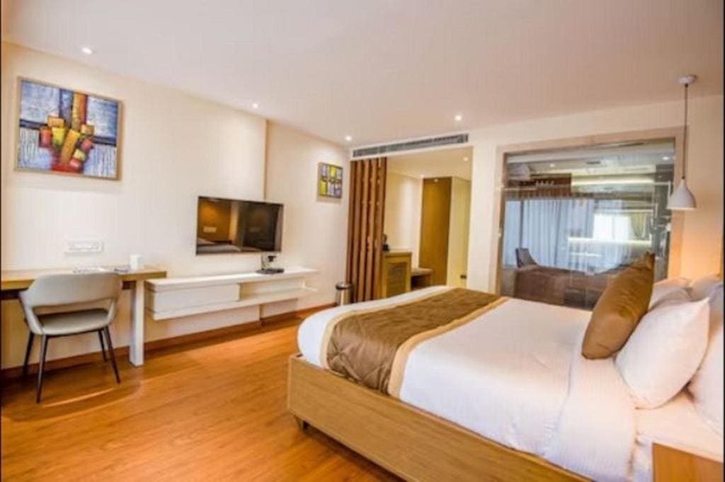 Suite room - Image 1