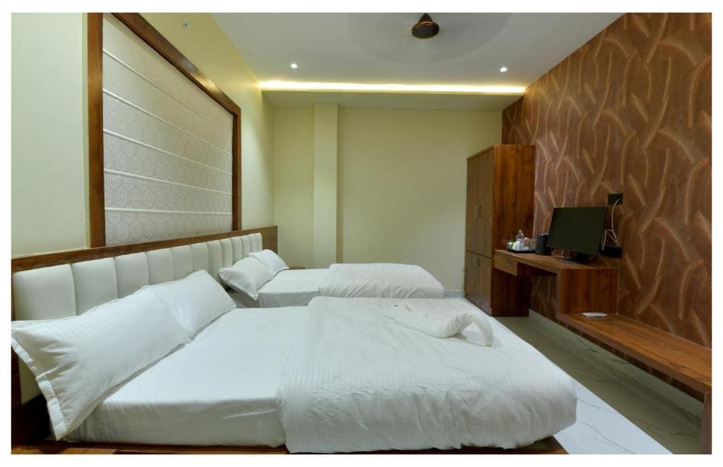 Superior Twin Room room - Image 2