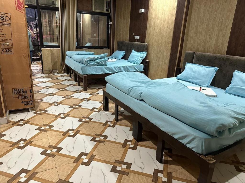 Quadruple Room with Balcony room - Image 2