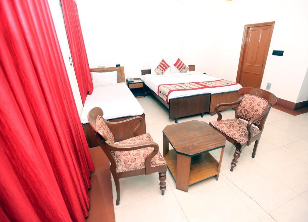 Budget Triple Room room - Image 2