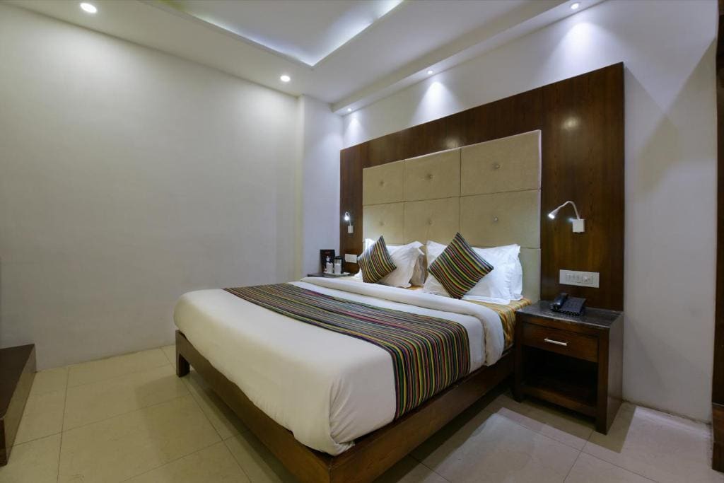 Deluxe Double or Twin Room room - Image 1