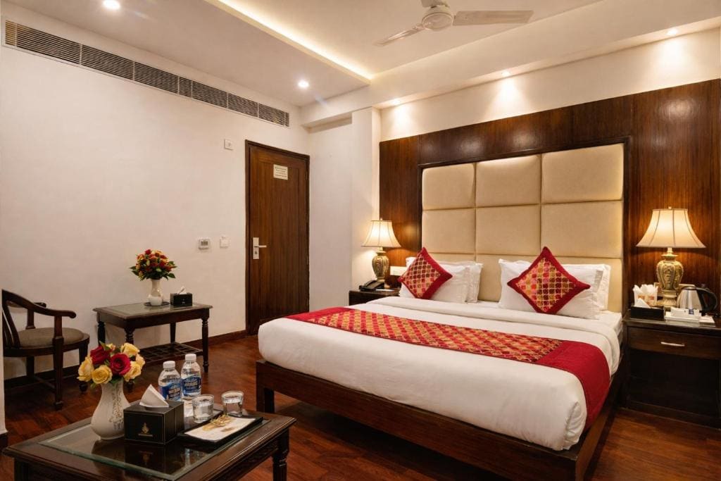 Deluxe Double or Twin Room room - Image 3