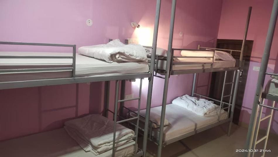 Bed in 6-Bed Mixed Dormitory Room room - Image 1