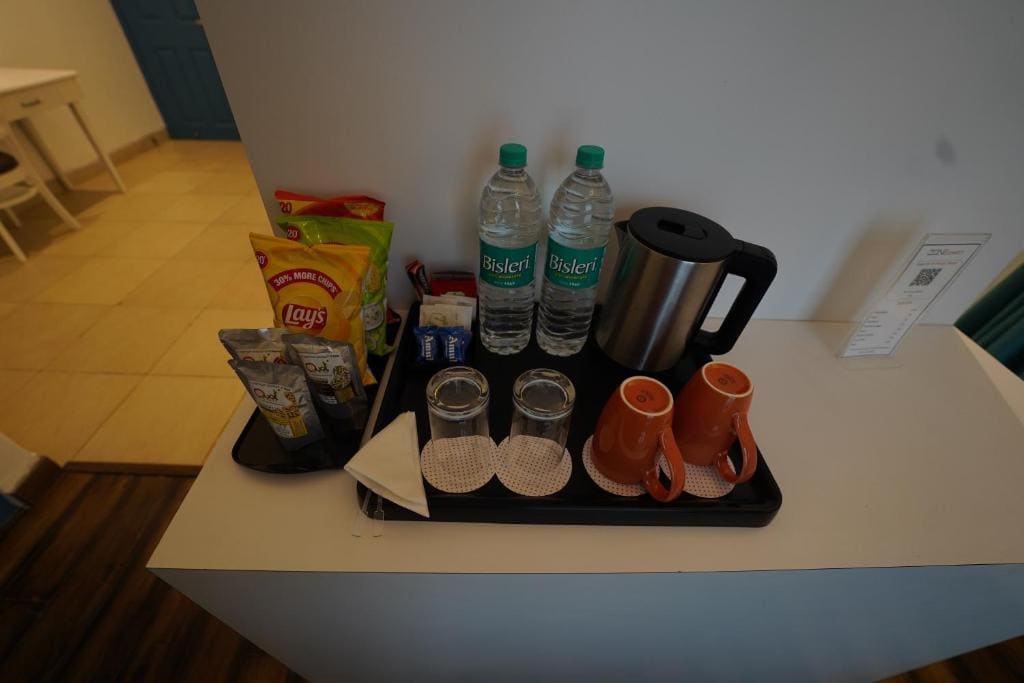 Deluxe Double Room with Balcony (Complimentary Welcome Drink on arrival) room - Image 3