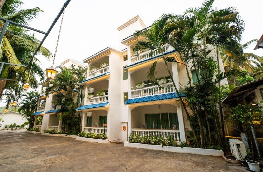 Deluxe Double Room with Balcony room - Image 1