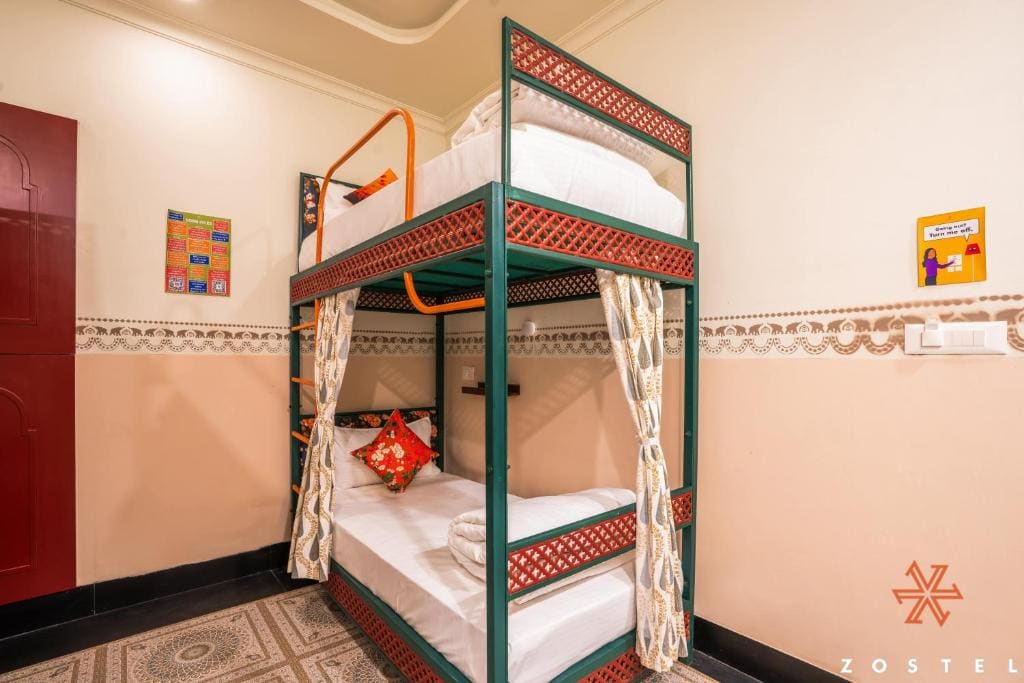 Bed in 4-Bed Mixed Dormitory Room room - Image 1