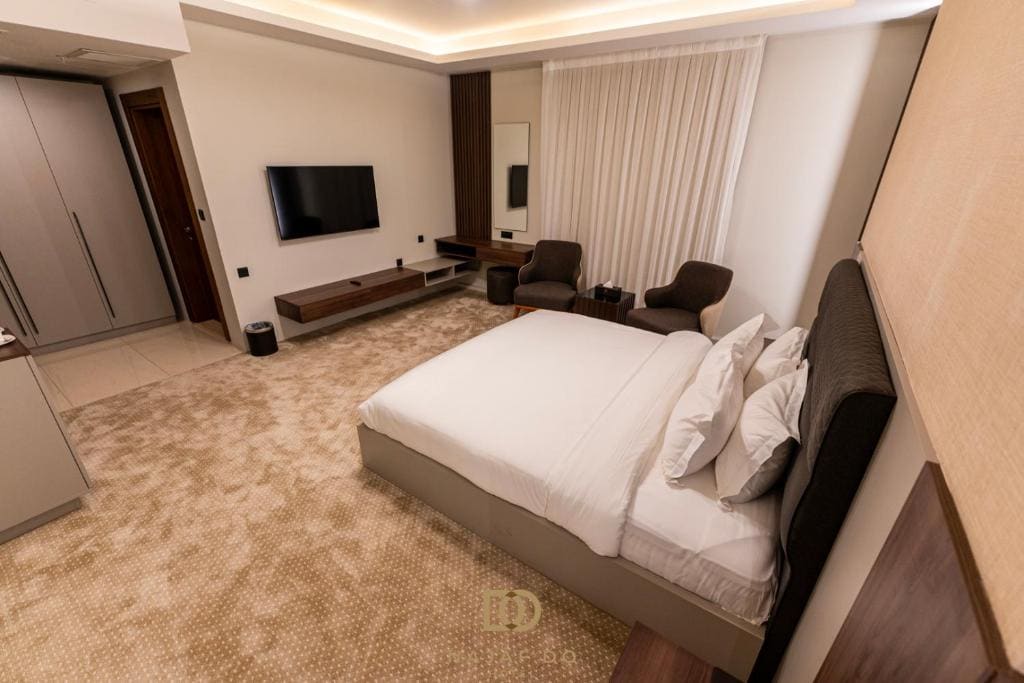 Deluxe King Room room - Image 1