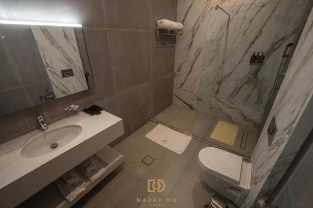 Deluxe Twin Room room - Image 2