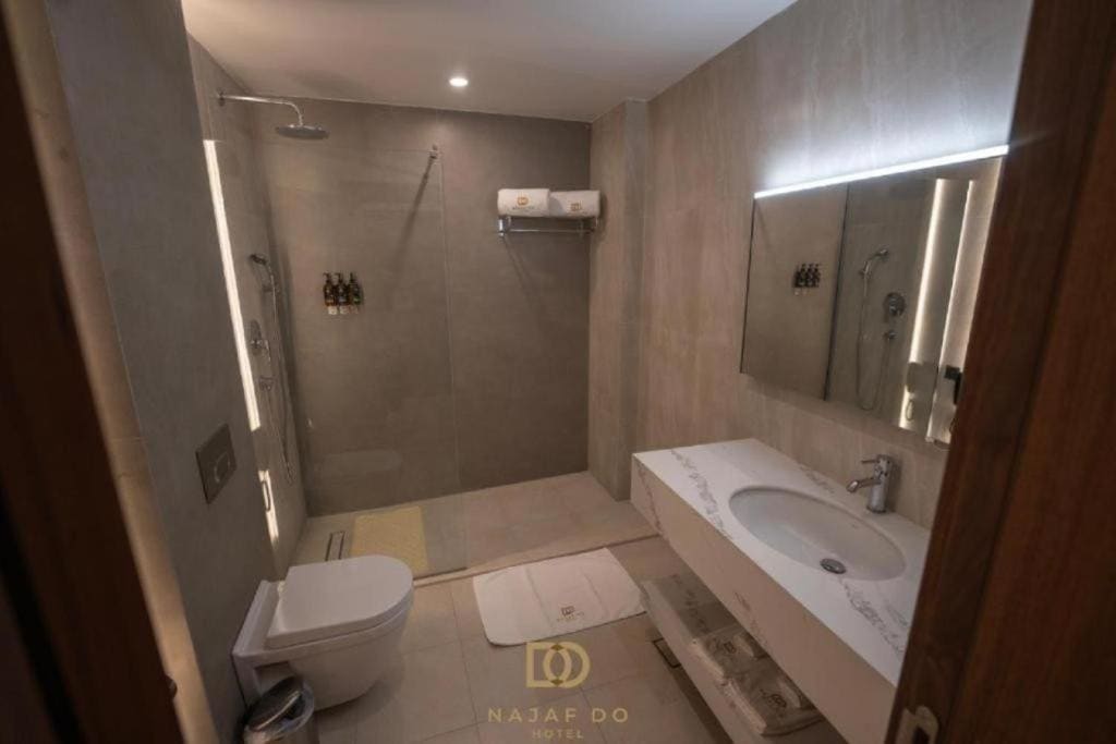 Executive Suite room - Image 1