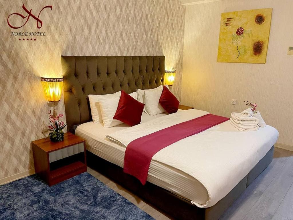 Suite room - Image 2