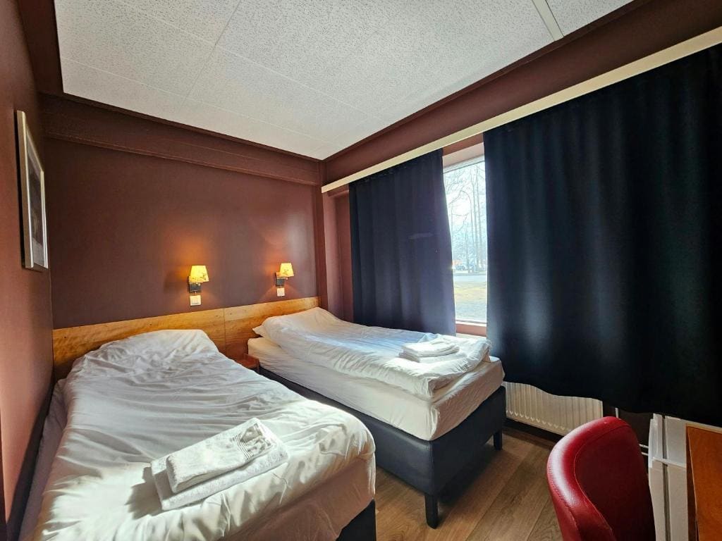 Economy Twin Room room - Image 1