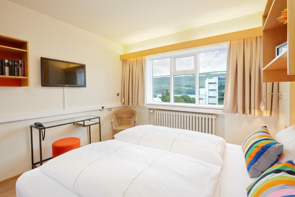 Economy Twin Room room - Image 3