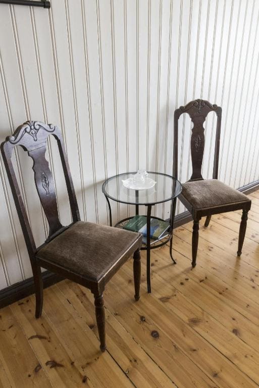 Triple Room with Shared Bathroom room - Image 2