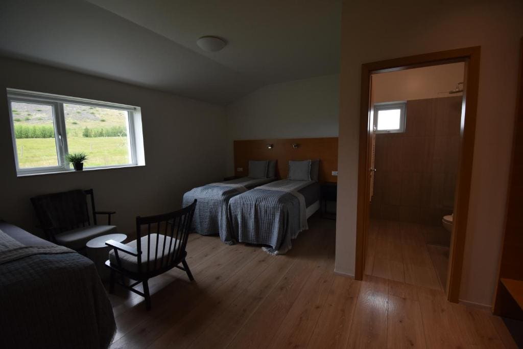 Standard Triple Room room - Image 3