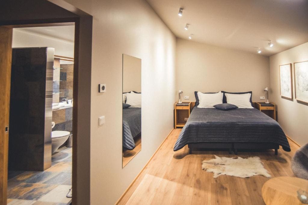Superior Double or Twin Room room - Image 2