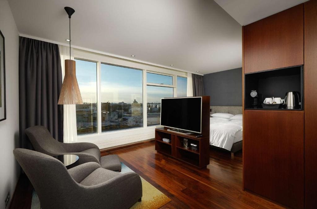 Executive King Room room - Image 2