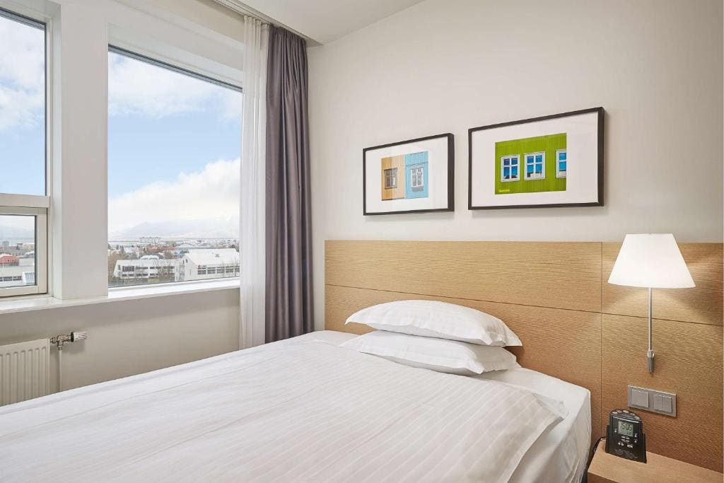 Standard Twin Room with Scenic View room - Image 3