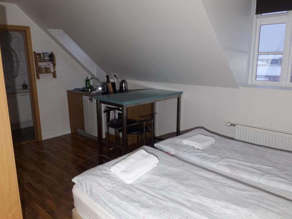 Studio Apartment room - Image 1