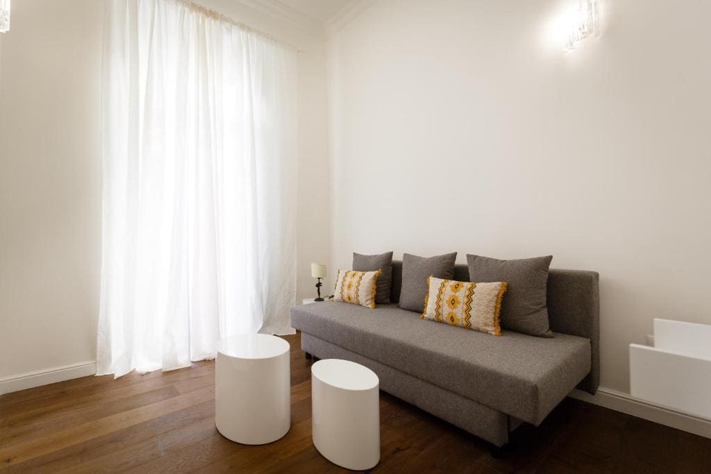 Deluxe Quadruple Room room - Image 2