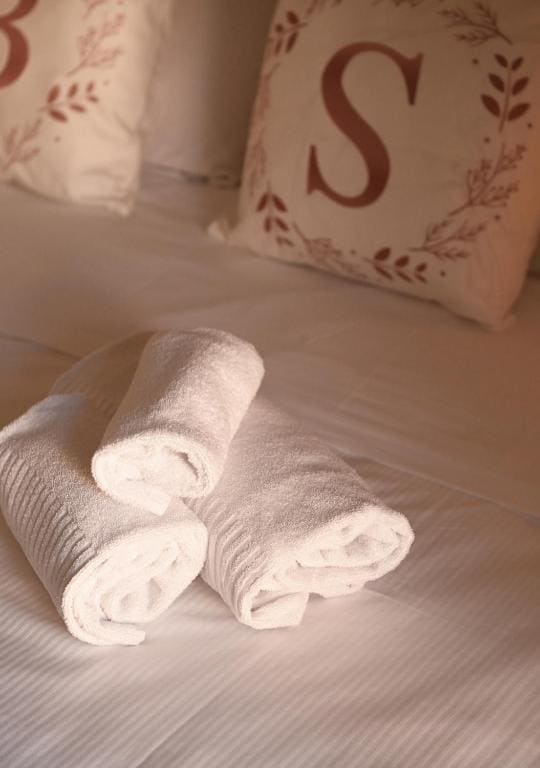 Deluxe Triple Room room - Image 1