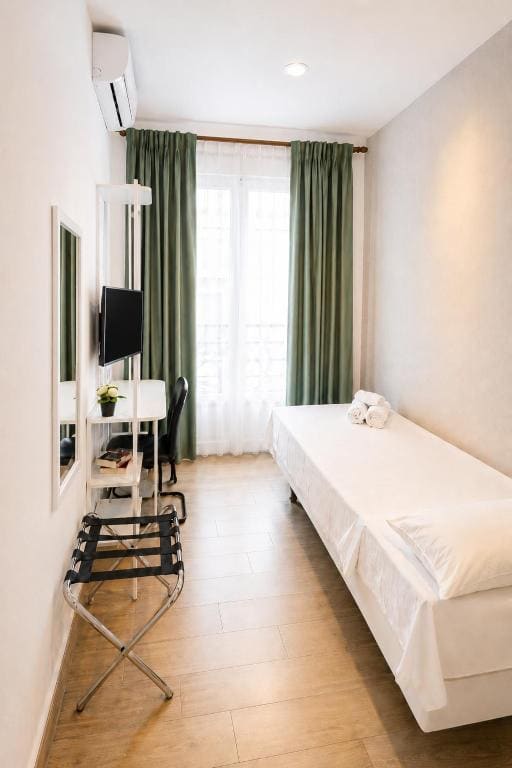 Single Room room - Image 1