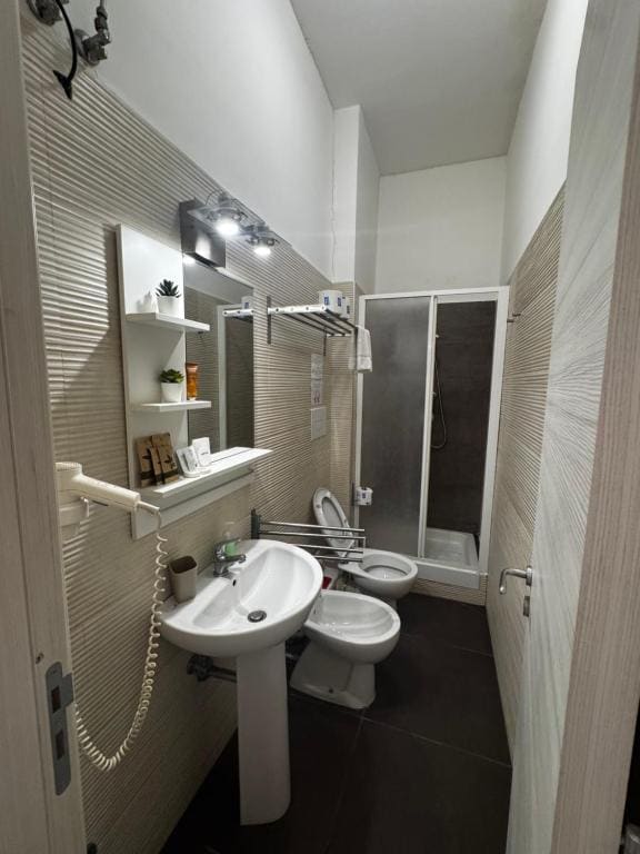 Standard Double Room room - Image 2