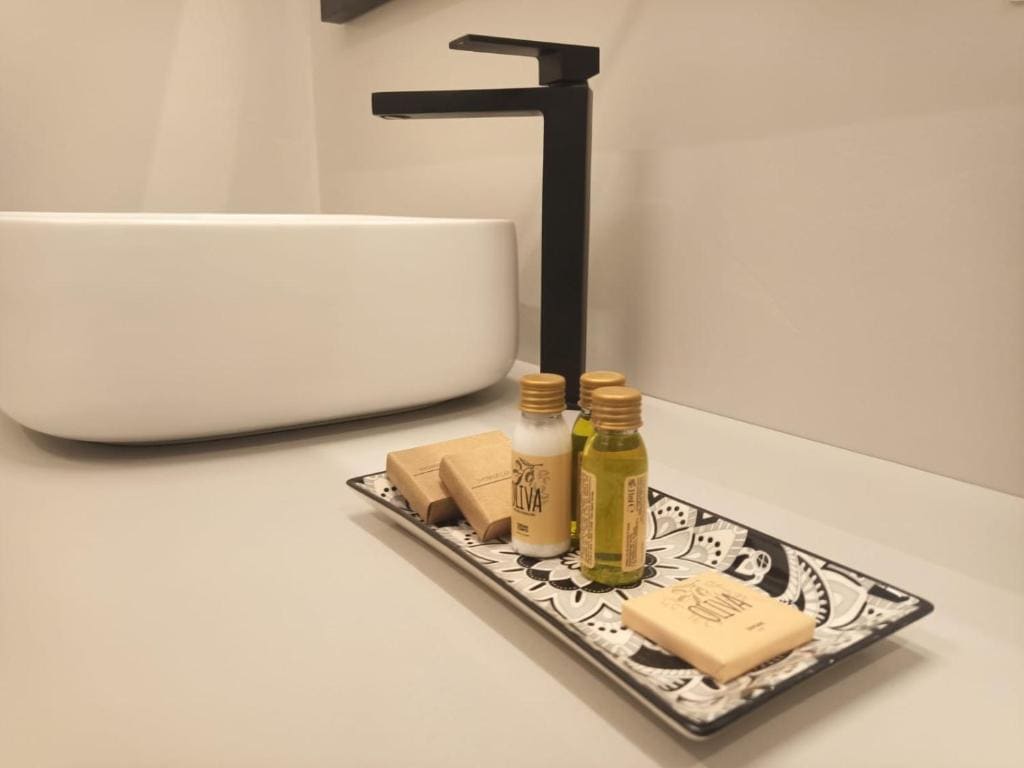 Deluxe Junior Suite room - Image 3