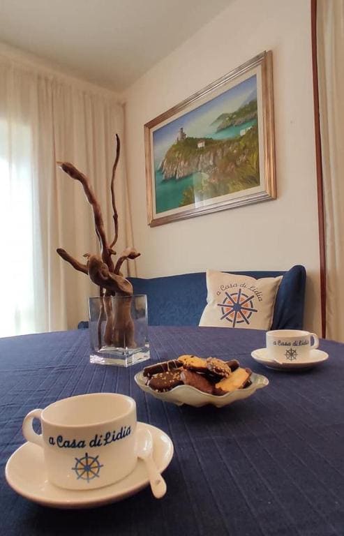 Double Room with Private Bathroom and Balcony room - Image 1