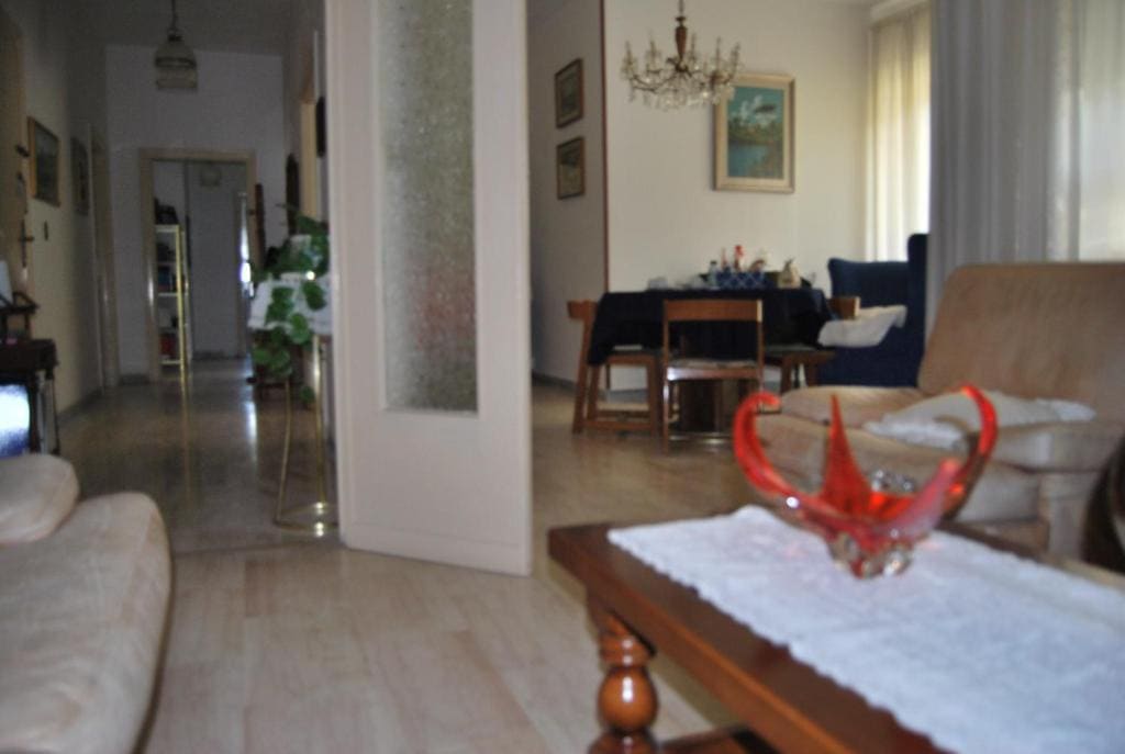 Double Room with Private Bathroom room - Image 2