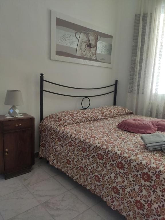 Apartment room - Image 2